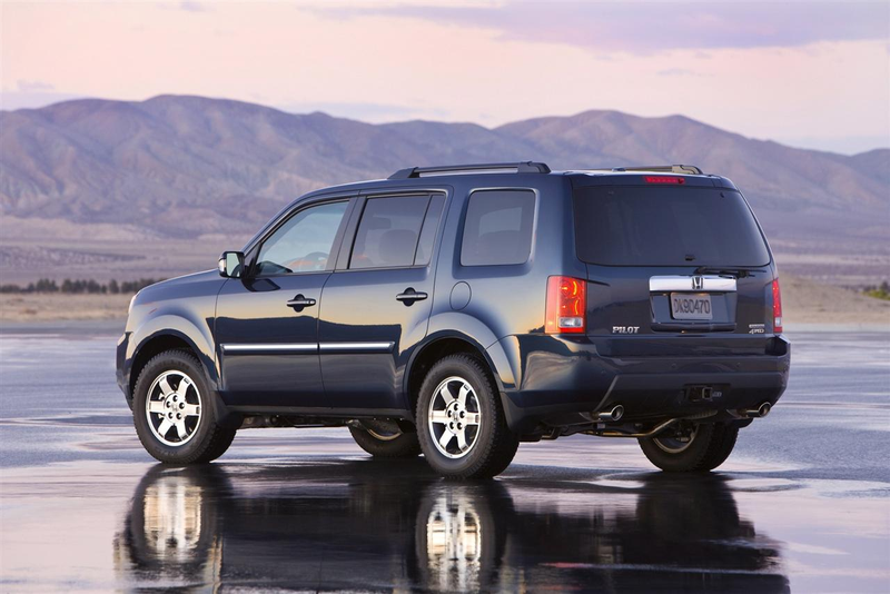 Illustration for article titled Honda Pilot: Throughout the Years